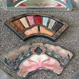Florasis Beijing Opera Makeup Palette -  Charming Area